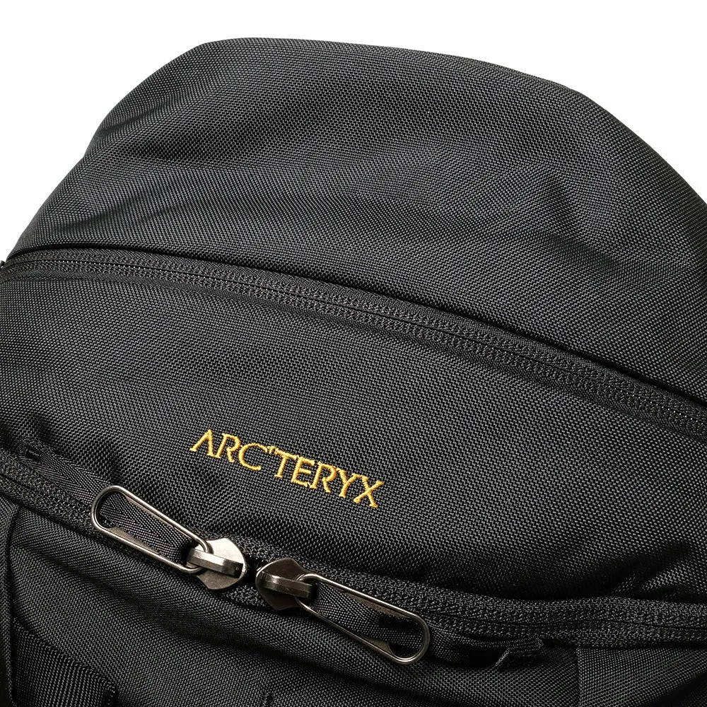 ARC'TERYX - Mantis 26 Backpack - L07981400