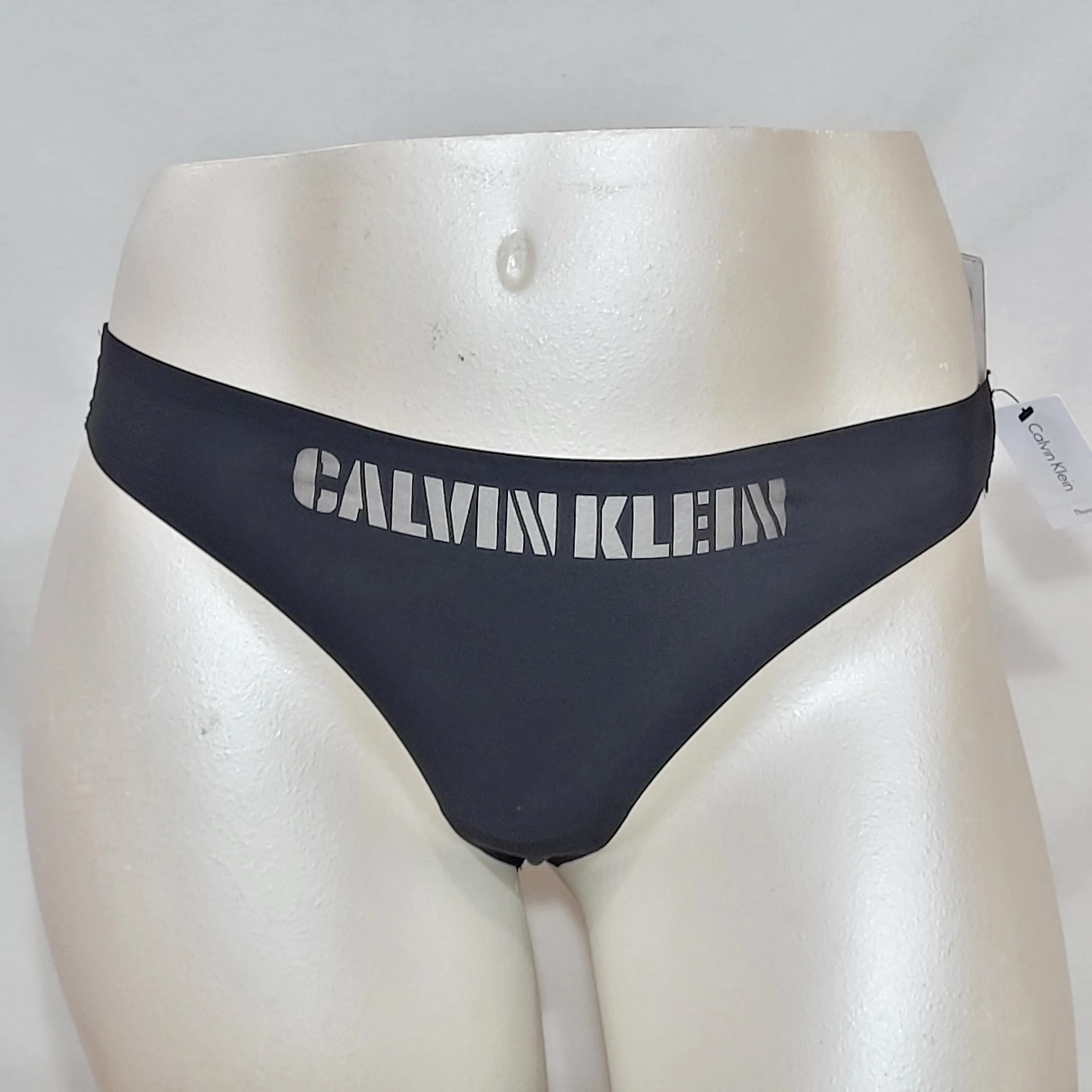 Calvin Klein QF4068 Logo-Waist Laser Thong SIZE LARGE Black NWT