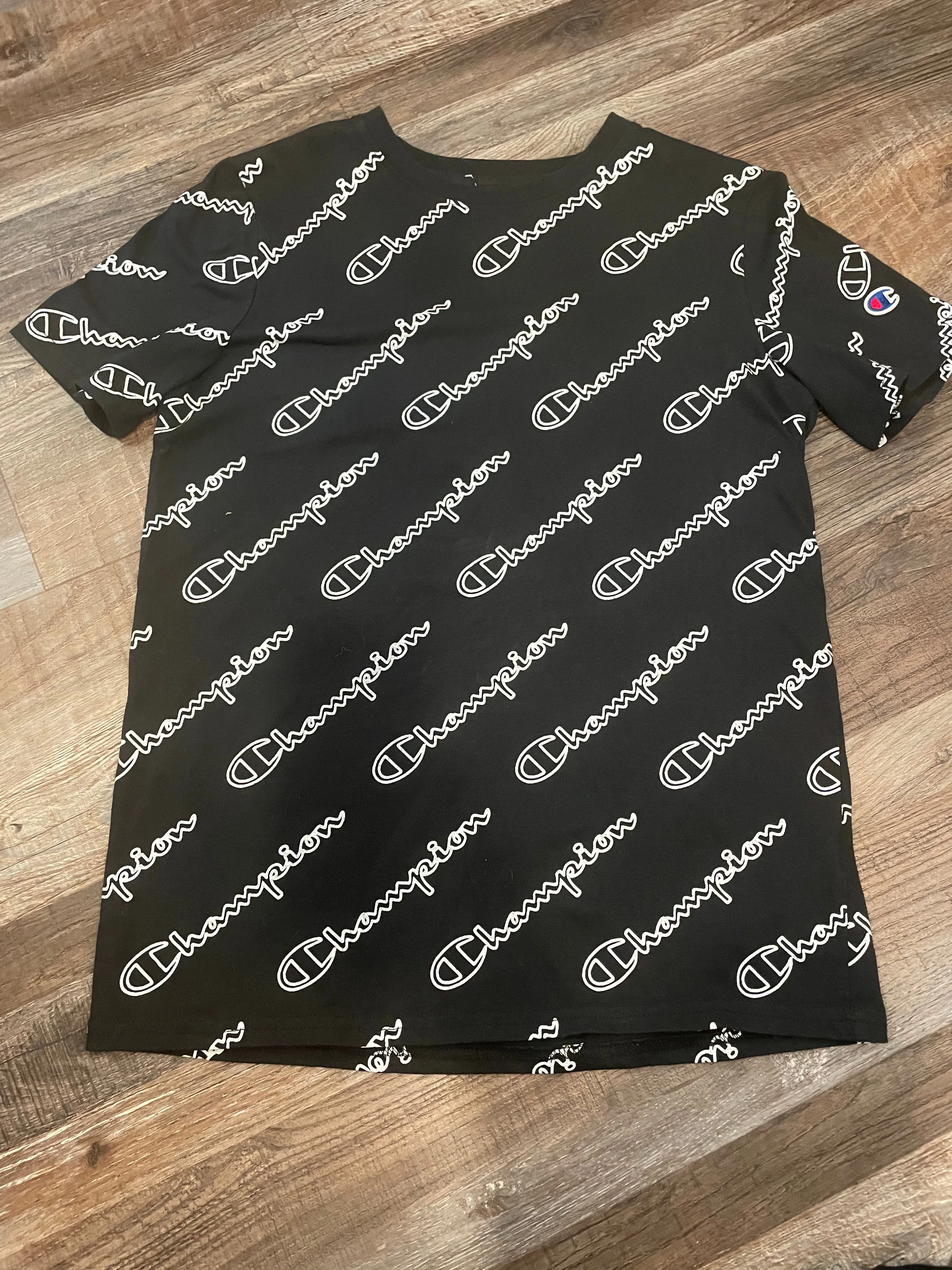 Champion Black short sleeve shirt boys size medium