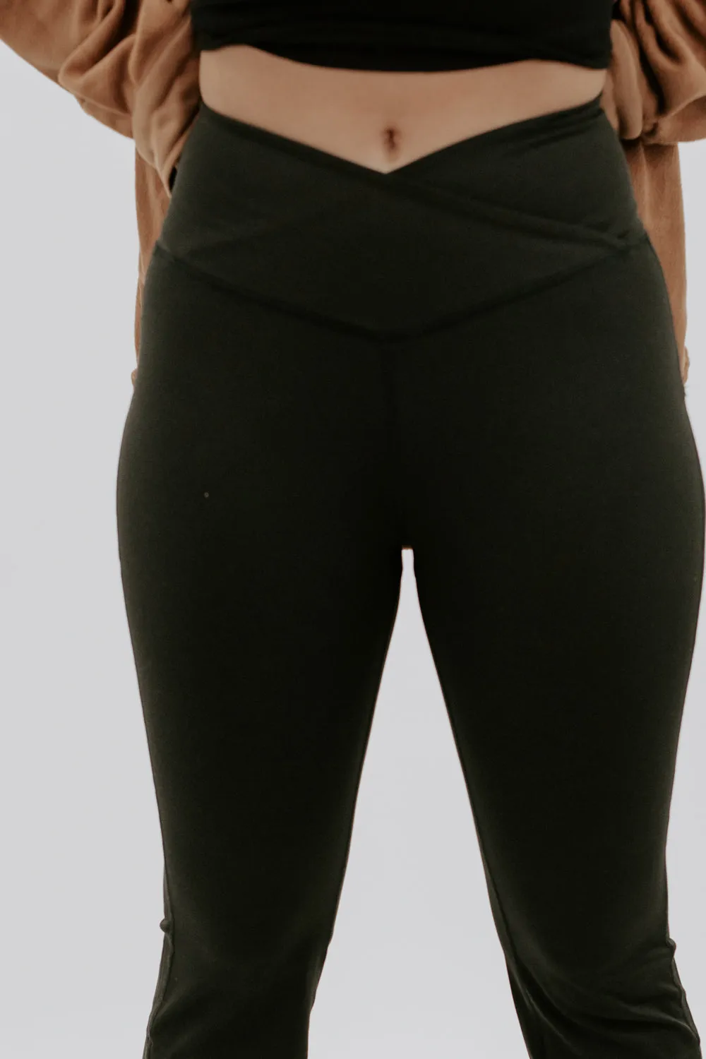 Daily Criss Cross Yoga Pant , Black